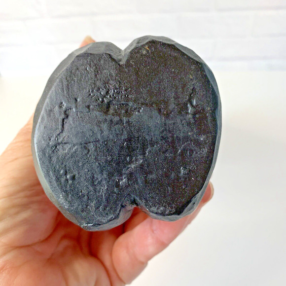 Eddie Walker Santa Figurine Midwest Cannon Falls 10” Holding Heart Christmas - Picture 4 of 8